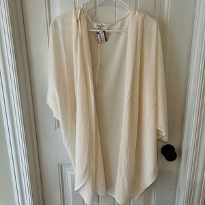 Zenana Off-white Kimono